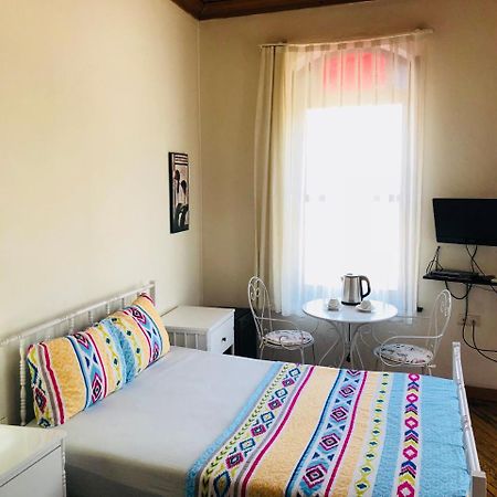 Pastor Historical Apart-Hotel The Gulf Of İzmir Extérieur photo