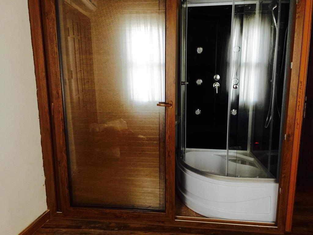 Pastor Historical Apart-Hotel The Gulf Of İzmir Chambre photo