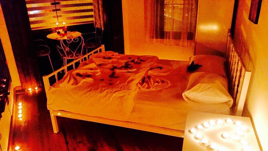 Pastor Historical Apart-Hotel The Gulf Of İzmir Chambre photo
