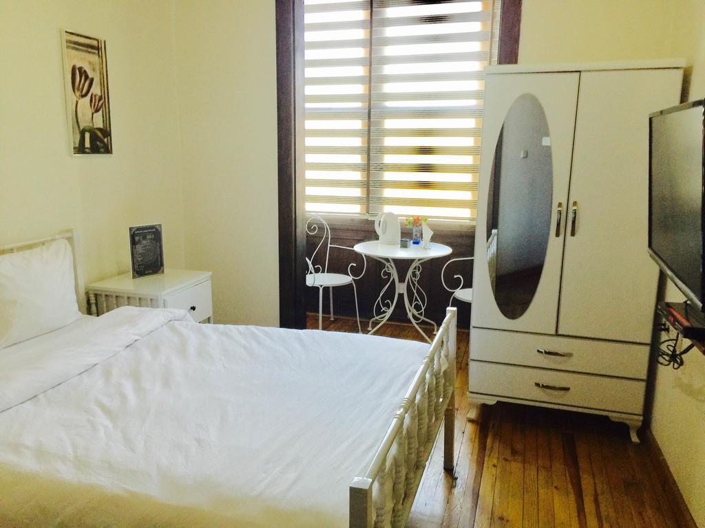 Pastor Historical Apart-Hotel The Gulf Of İzmir Extérieur photo
