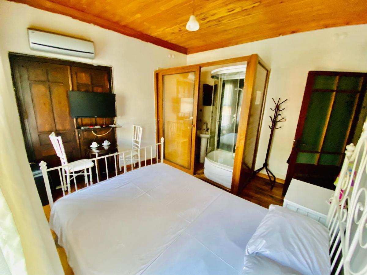 Pastor Historical Apart-Hotel The Gulf Of İzmir Extérieur photo