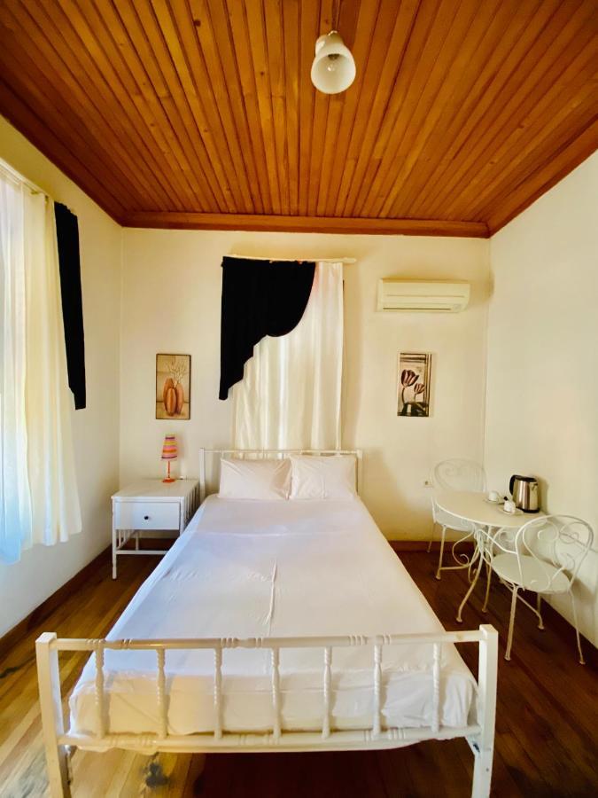 Pastor Historical Apart-Hotel The Gulf Of İzmir Extérieur photo